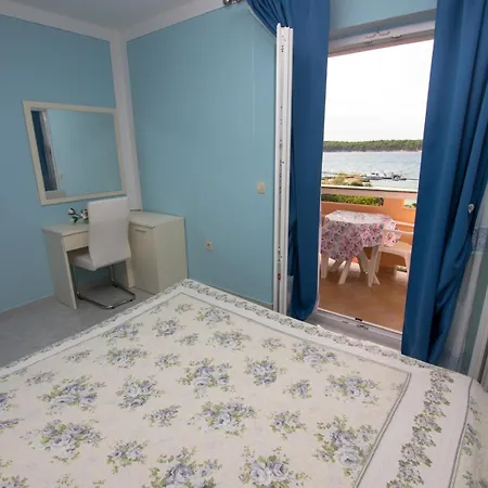 By The Sea Banjol - Rab - 24825 Apartament *