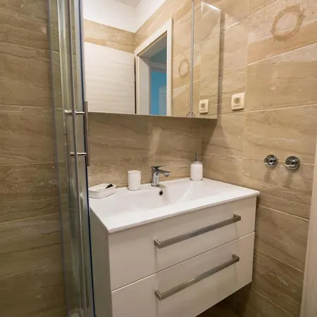 By The Sea Banjol, Rab - 24825 Apartment *