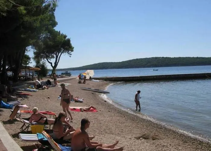 By The Sea Banjol, Rab - 24825 Apartment *